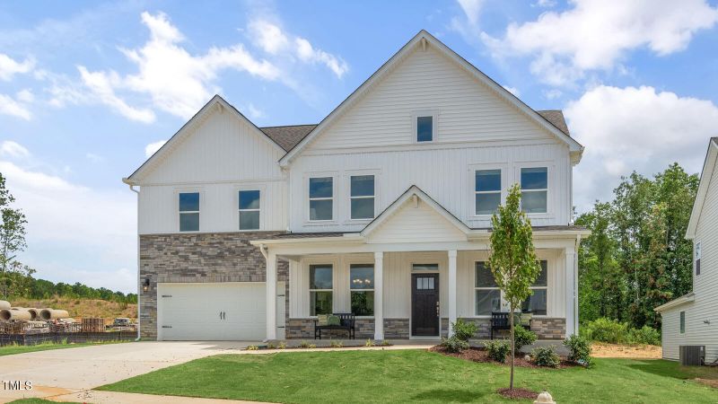 229 Umstead St, Sanford, NC 27330