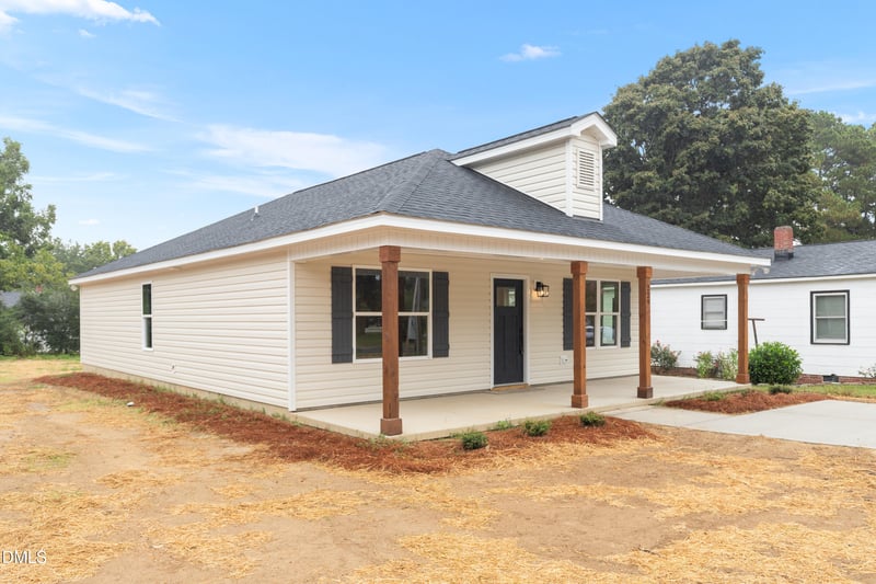 229 Washington St, Coats, NC 27521