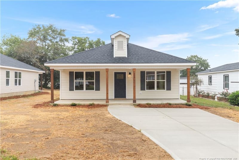 229 Washington St, Coats, NC 27521