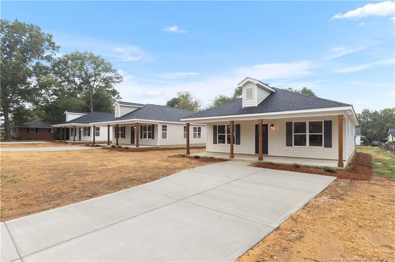 229 Washington St, Coats, NC 27521