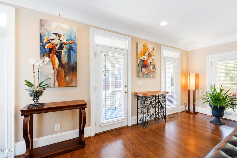 229 Woodburn Rd, Raleigh, NC 27605