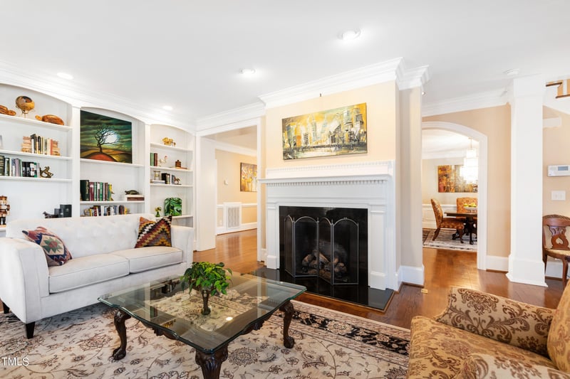 229 Woodburn Rd, Raleigh, NC 27605