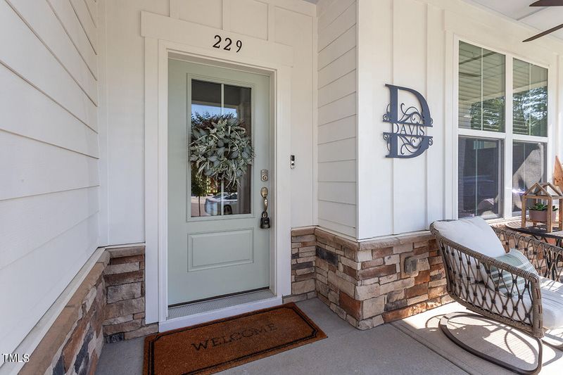 229 Woodstaff Ave, Wake Forest, NC 27587