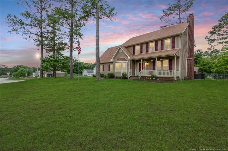 2290 Dockvale Dr, Fayetteville, NC 28306
