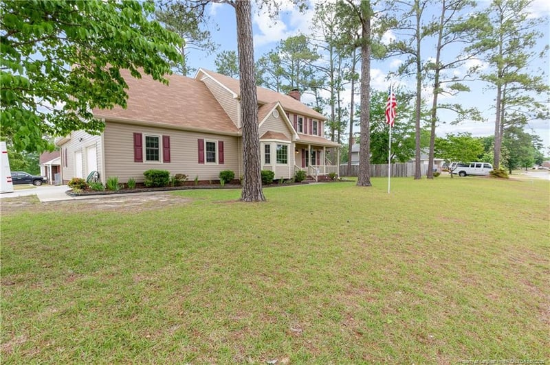 2290 Dockvale Dr, Fayetteville, NC 28306