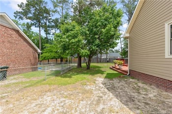 2290 Dockvale Dr, Fayetteville, NC 28306
