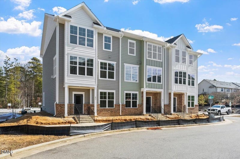 2296 Apex Peakway, Apex, NC 27502