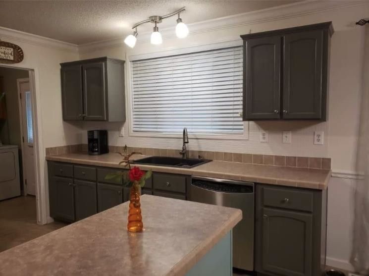 2297 Charles Newland Rd, Dunn, NC 28334