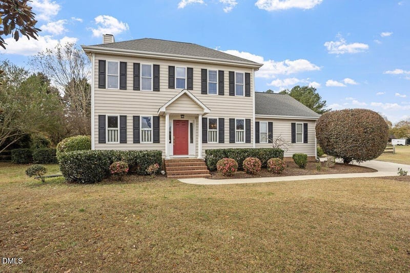 23 Annie V Dr, Clayton, NC 27520