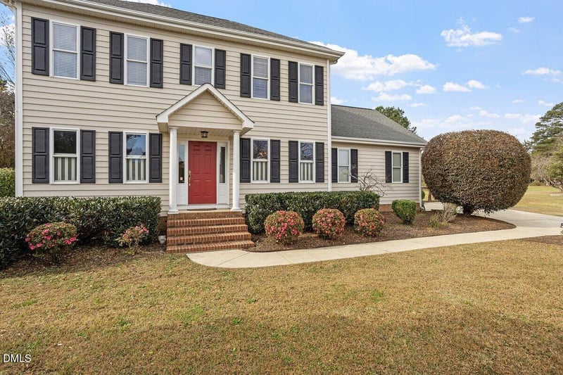 23 Annie V Dr, Clayton, NC 27520