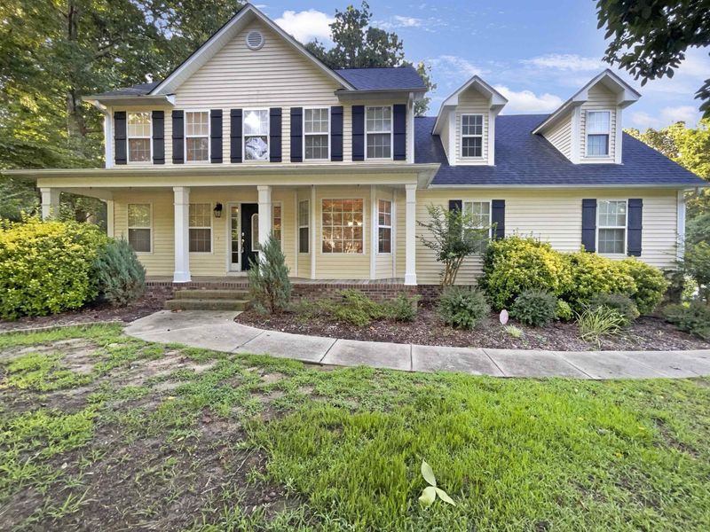 23 Cameron Dr, Raleigh, NC 27603