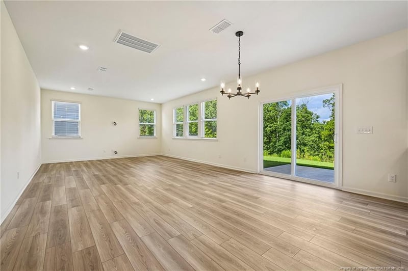 23 Chestnut Oak Ln, Lillington, NC 27546