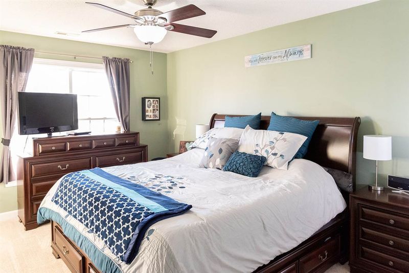 23 Cool Creek Dr, Willow Springs, NC 27592