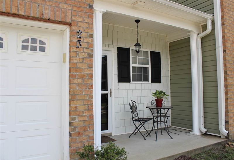 23 Hill Shore Ln, Clayton, NC 27527