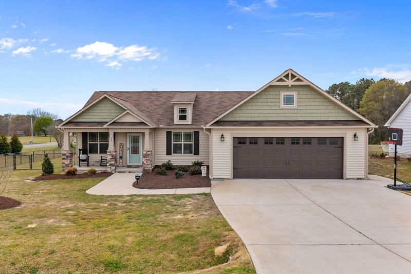 23 Landfall Ln, Smithfield, NC 27577