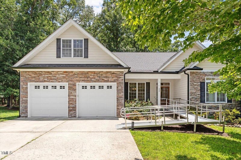 23 Northern Way Ct, Durham, NC 27712