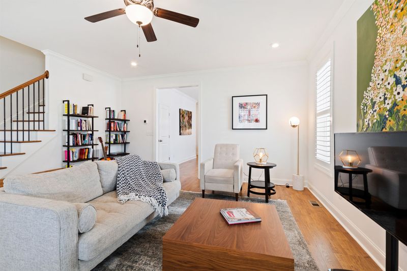 23 Pineland St, Chapel Hill, NC 27516
