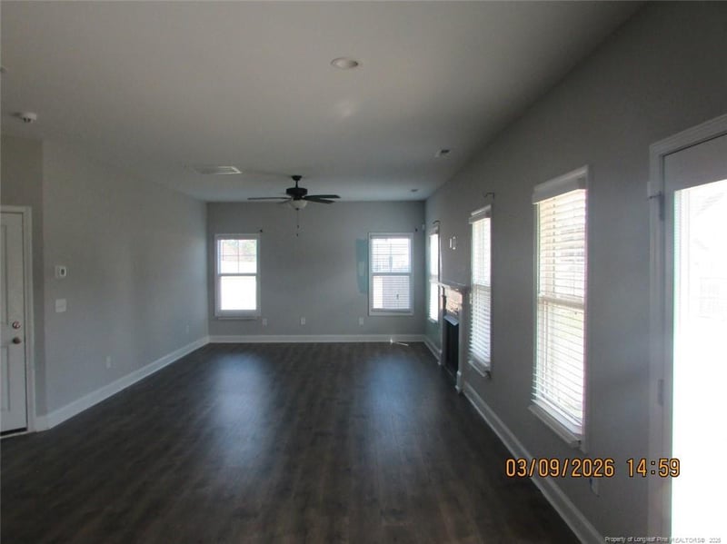 23 Tiger Paw Ln, Dunn, NC 28334