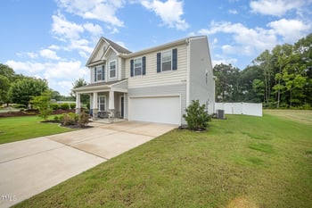 23 Walker Grove Ln, Lillington, NC 27546