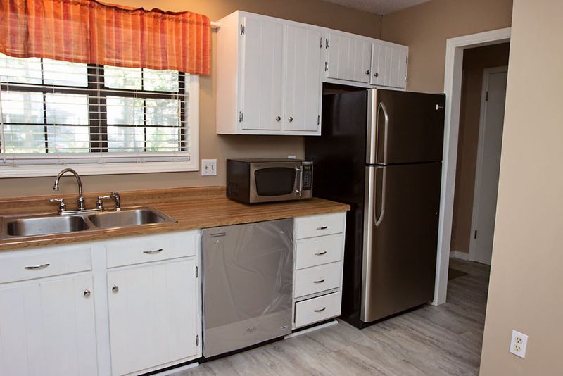 23 Willow Bridge Dr, Durham, NC 27707
