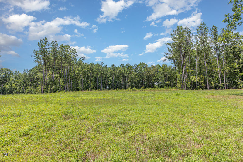 230 Bealy Farm Rd, Zebulon, NC 27597