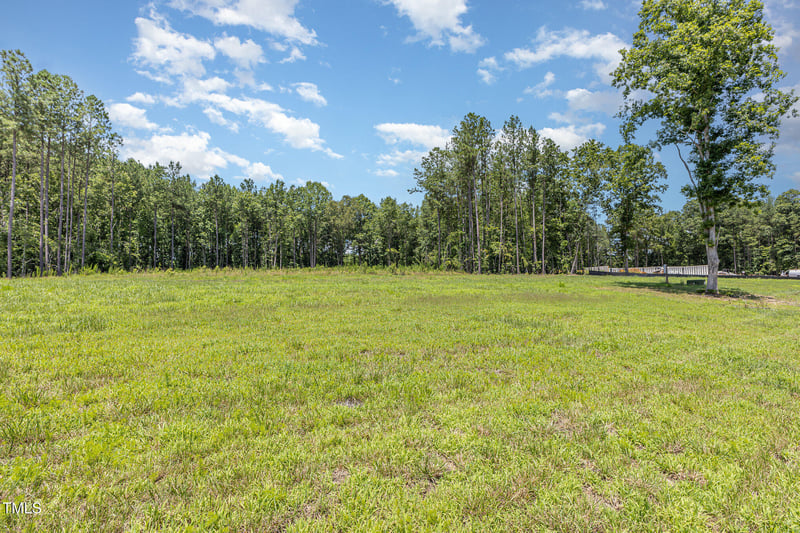 230 Bealy Farm Rd, Zebulon, NC 27597