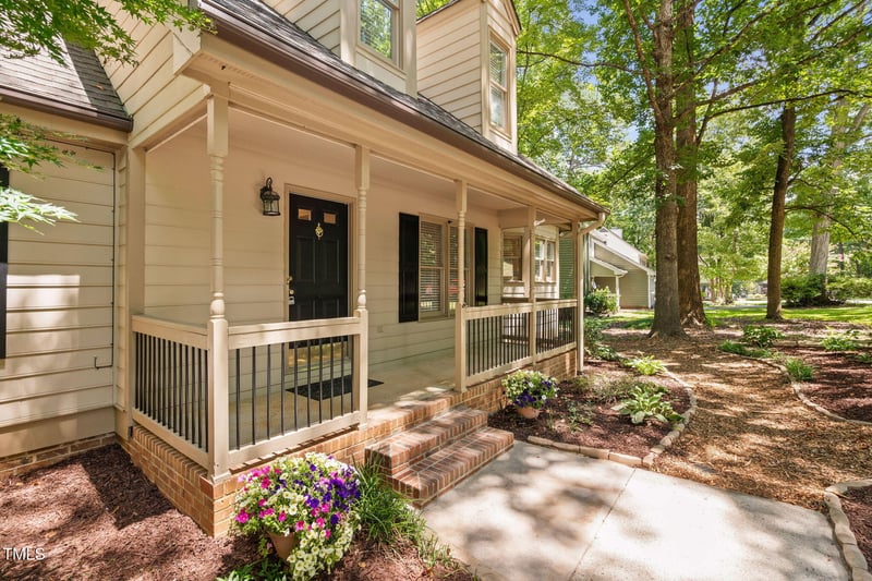 230 Heidinger Dr, Cary, NC 27511