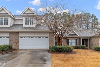 230 Lake Park Cir, Smithfield, NC 27577