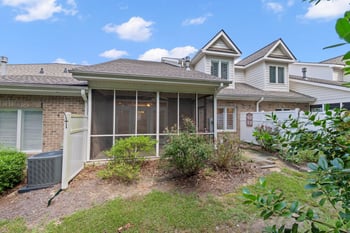 230 Lake Park Cir, Smithfield, NC 27577