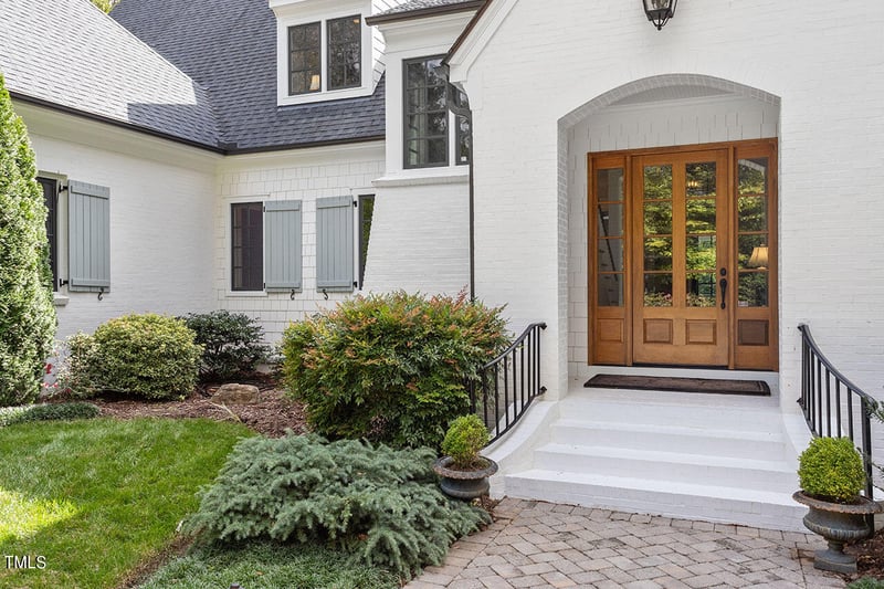 230 Lancaster Dr, Chapel Hill, NC 27517