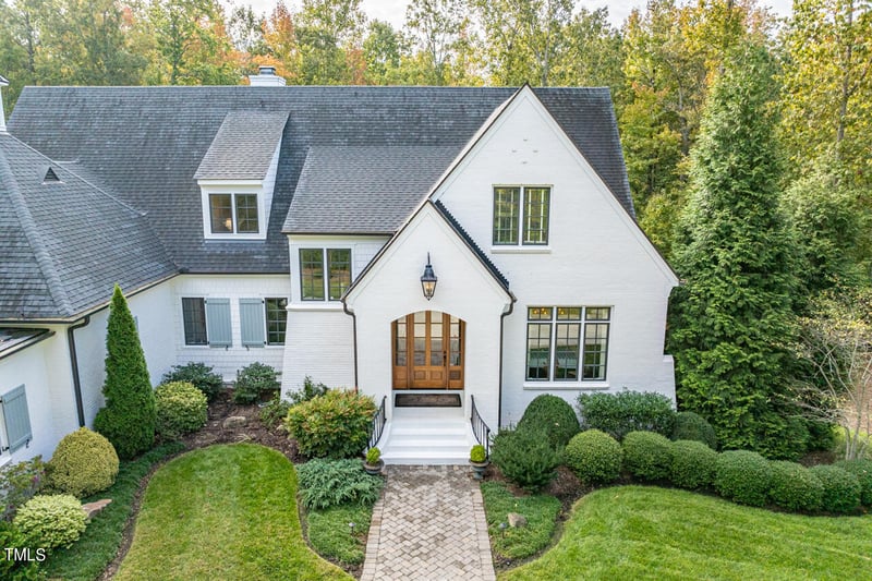 230 Lancaster Dr, Chapel Hill, NC 27517
