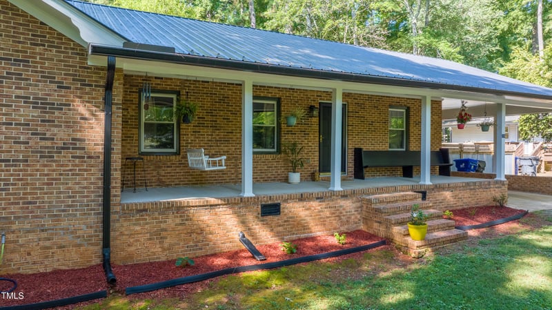 230 Oakwood Dr, Pittsboro, NC 27312