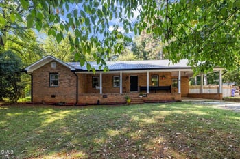 230 Oakwood Dr, Pittsboro, NC 27312