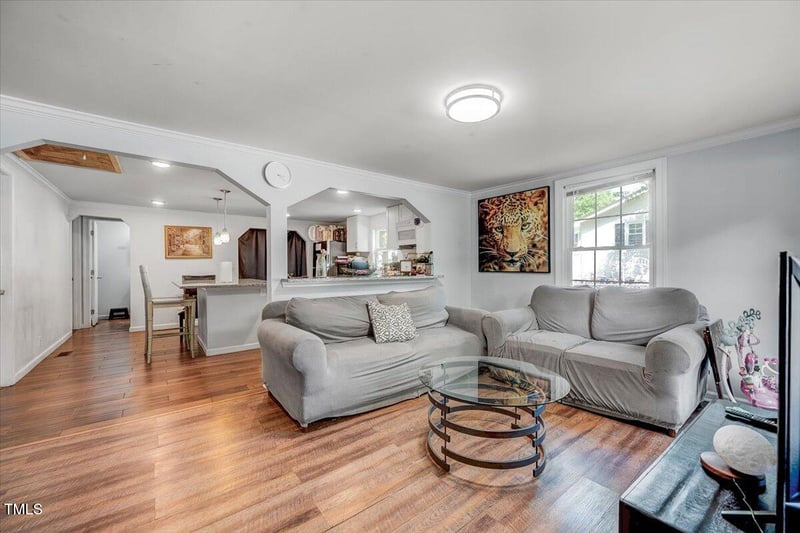 230 Parkland Rd, Raleigh, NC 27603