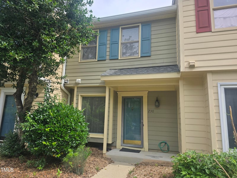 230 Saint Andrews Ln, Chapel Hill, NC 27517