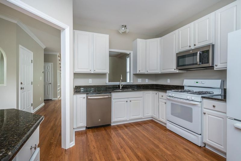 230 Vinca Cir, Cary, NC 27513