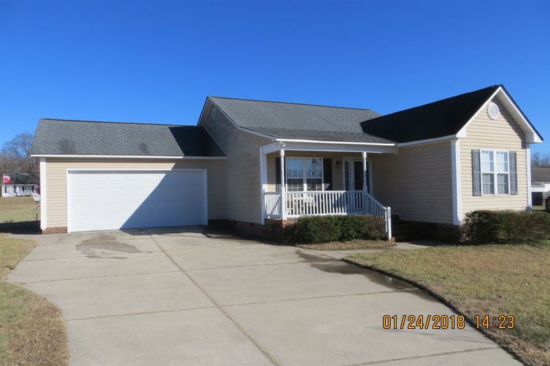 230 Water Oak Dr, Smithfield, NC 27577