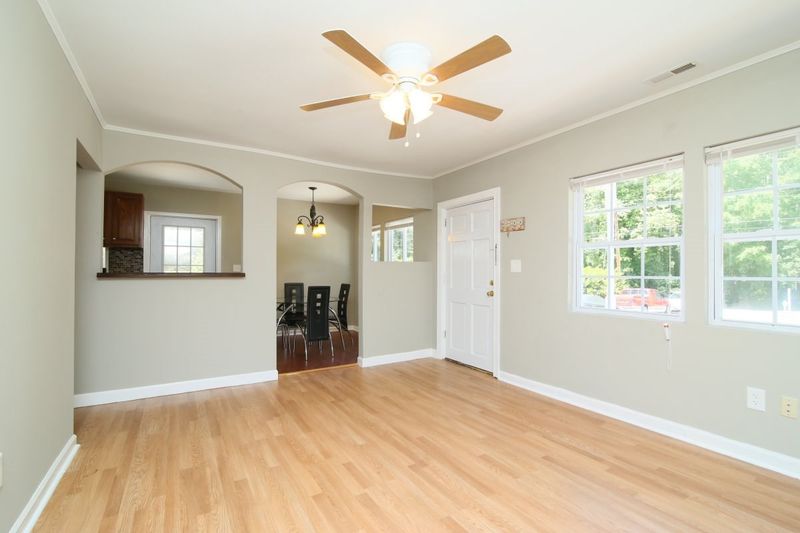 230 Weston Rd, Garner, NC 27529