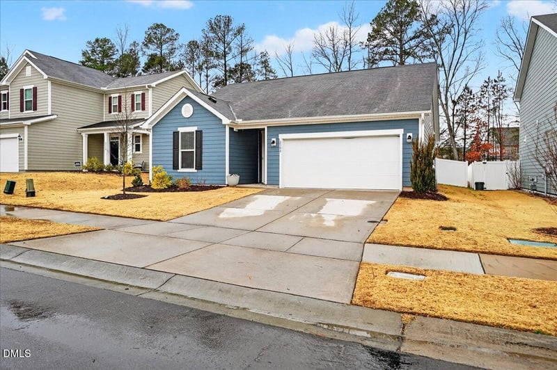 2300 Crestwood Ridge Dr, Durham, NC 27704