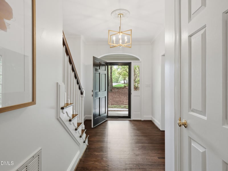 2300 Hideaway Ct, Raleigh, NC 27613
