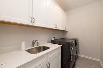 2300 Kingscup Ct, Apex, NC 27502