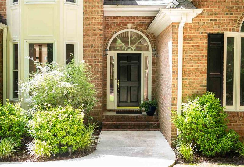 2300 Laurelford Ln, Wake Forest, NC 27587