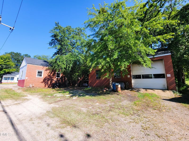 2300 Lee Ave, Sanford, NC 27330