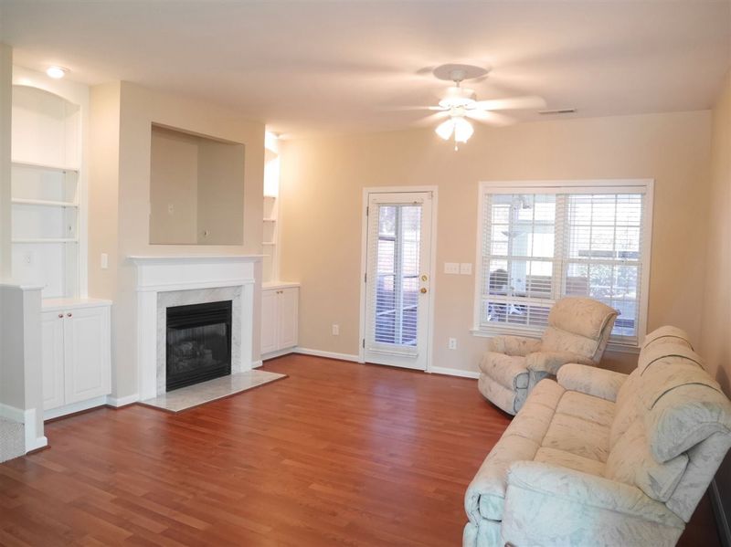 2300 Persimmon Ridge Dr, Raleigh, NC 27604