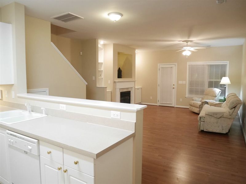 2300 Persimmon Ridge Dr, Raleigh, NC 27604