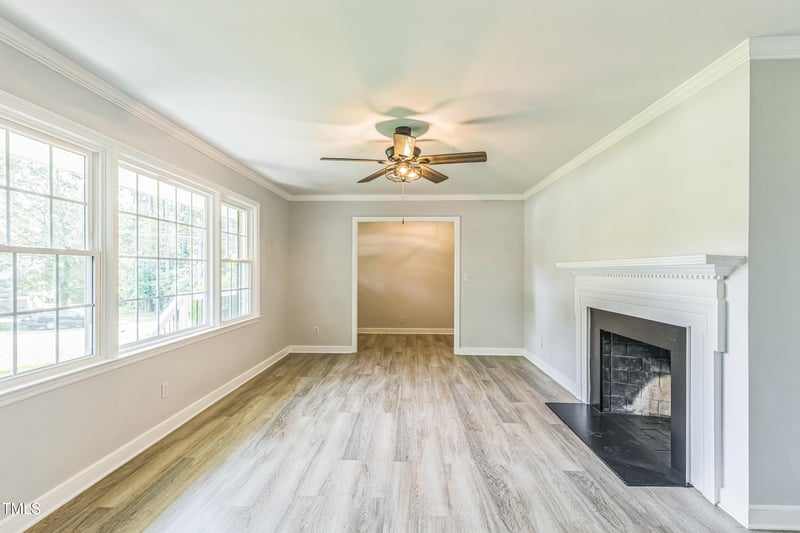 2300 Radius Cir, Sanford, NC 27330