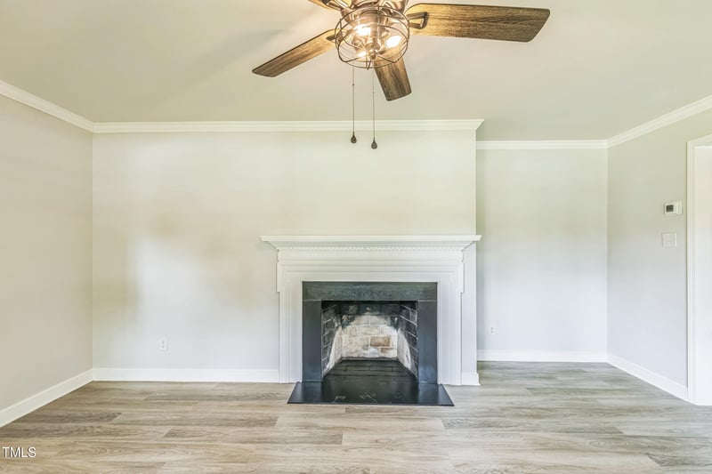 2300 Radius Cir, Sanford, NC 27330