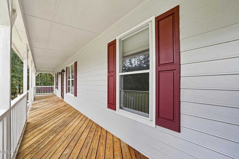2300 Sterling Dr, Clayton, NC 27520