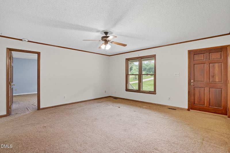 2300 Sterling Dr, Clayton, NC 27520