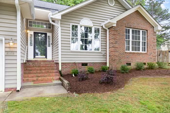 2301 Bolingbrook Ln, Raleigh, NC 27613